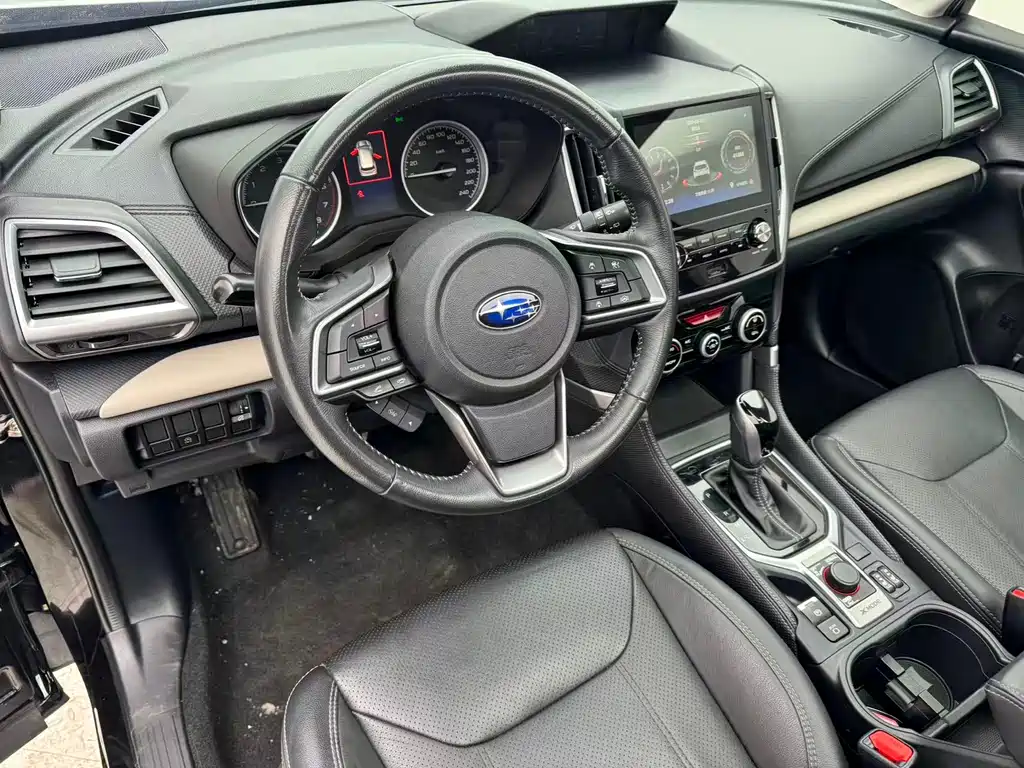 Subaru Forester 2022 — фото 15