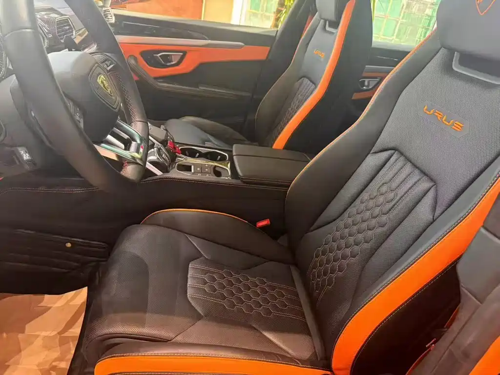 Lamborghini Urus 2023