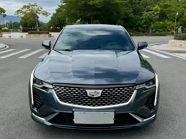 Cadillac CT4 2021