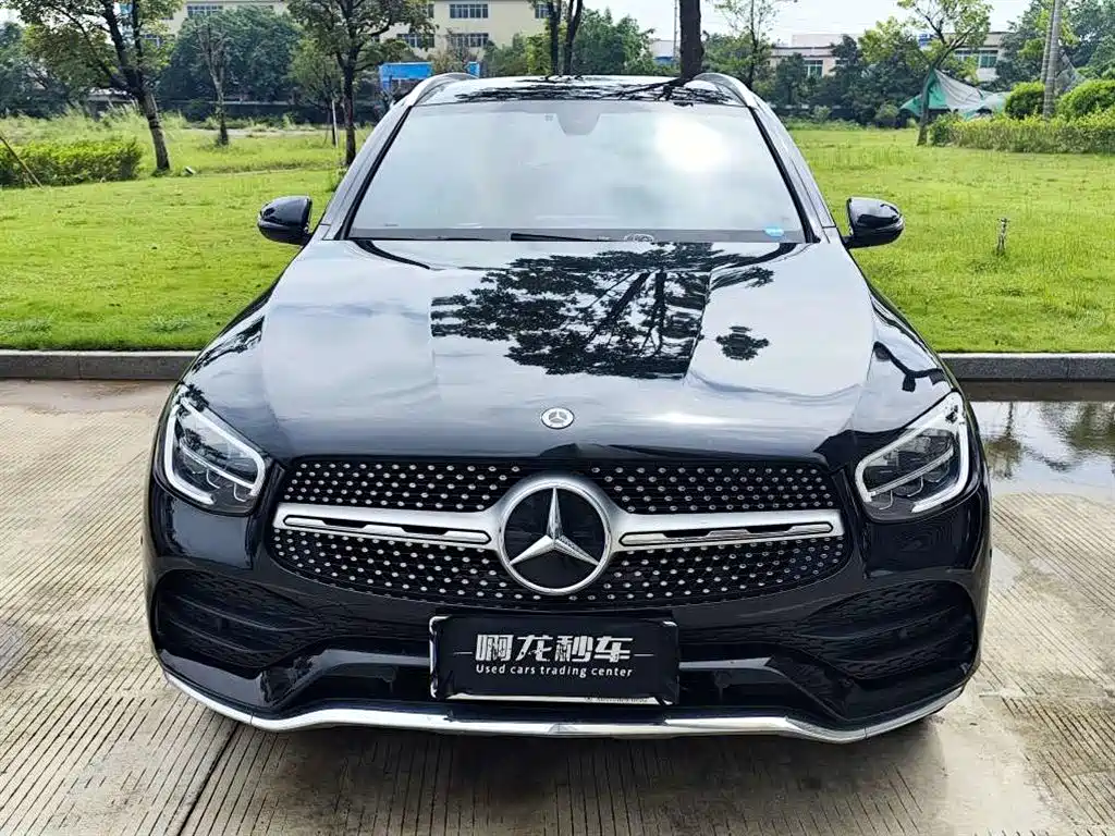 Mercedes-Benz GLC 2023