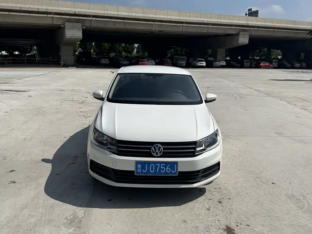 Volkswagen Santana 2016