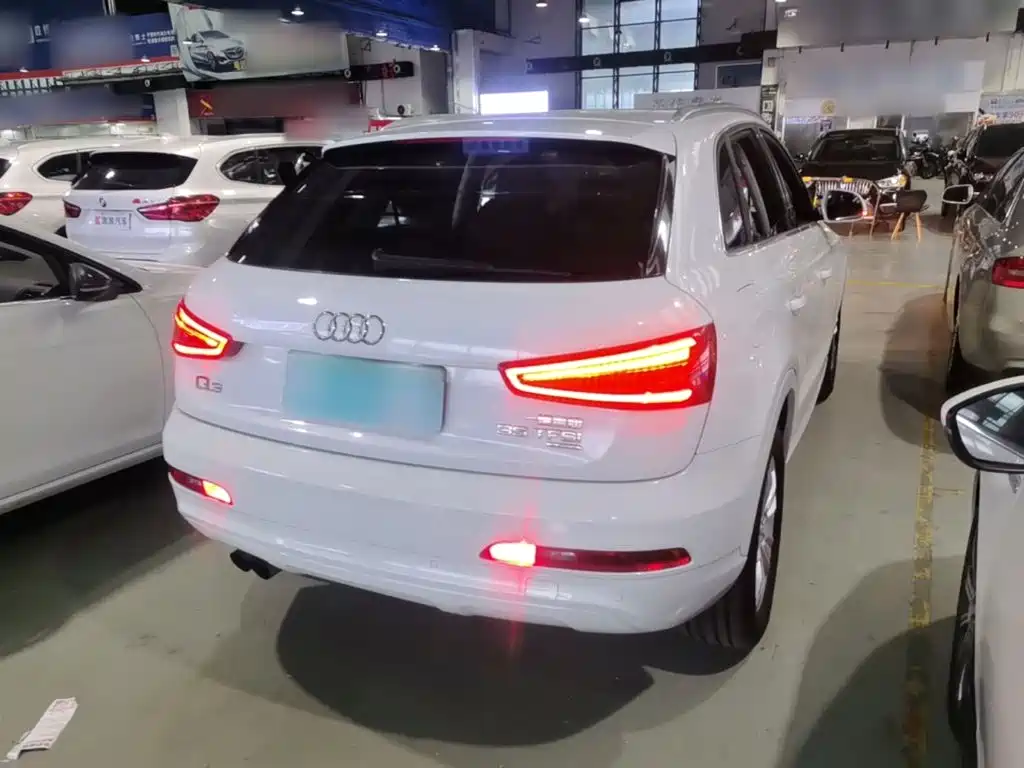 Audi Q3 2014