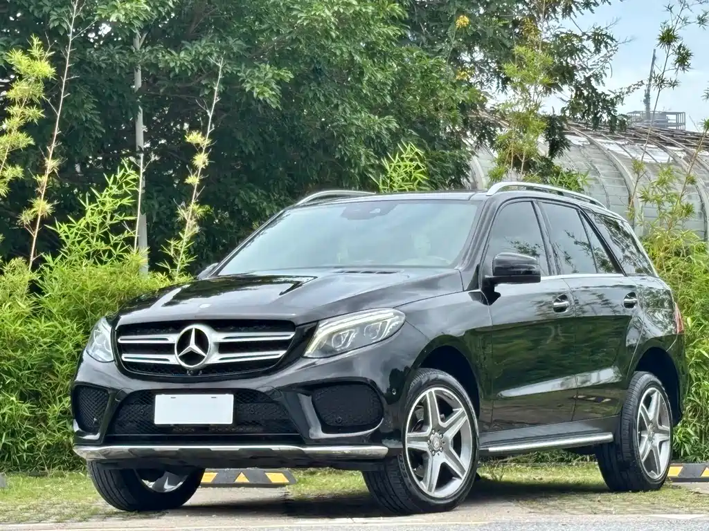 Mercedes-Benz GLE 2016