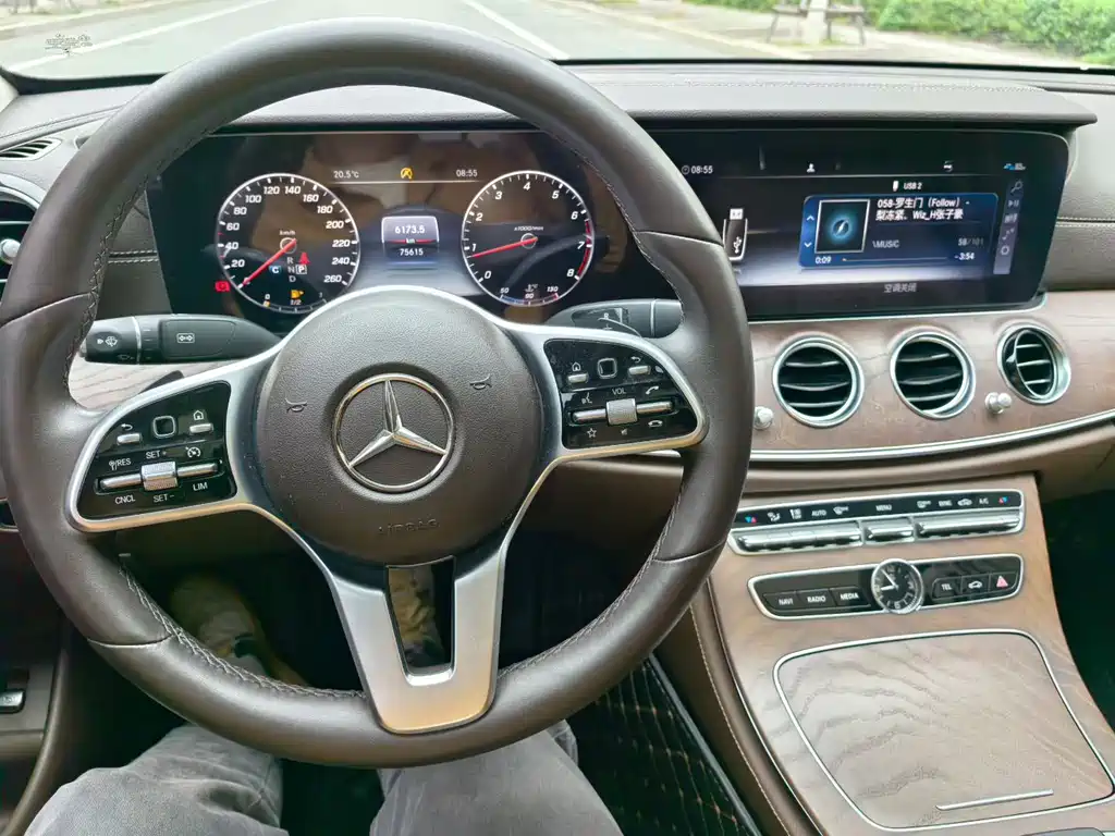 Mercedes-Benz E-Class 2020 — фото 7