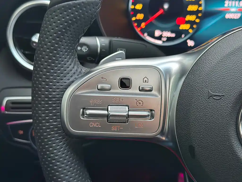 Mercedes-Benz C-Class 2021 — фото 17