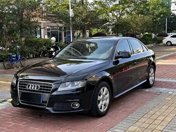 Audi A4L 2012