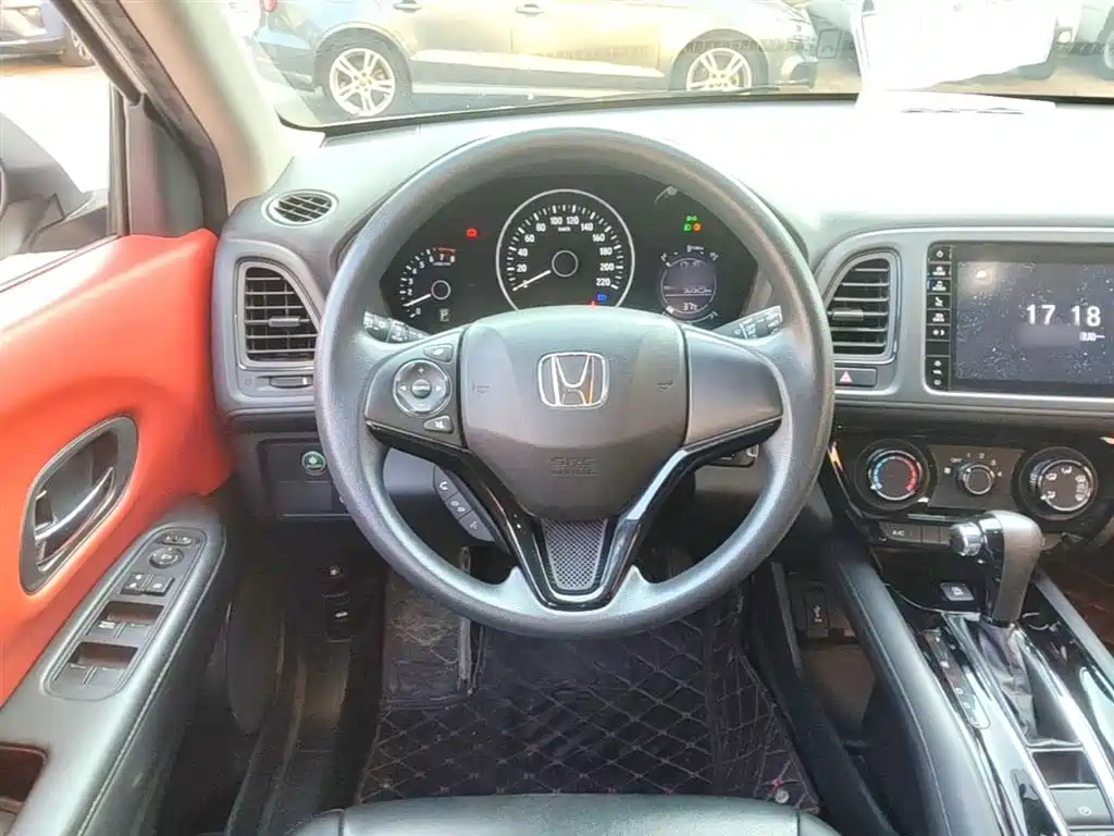 Honda Vezel 2021 — фото 11