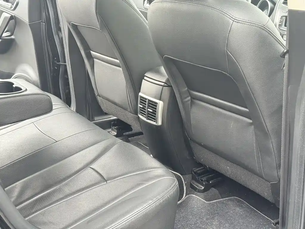 GAC Motor Trumpchi GS5 2014 — фото 21