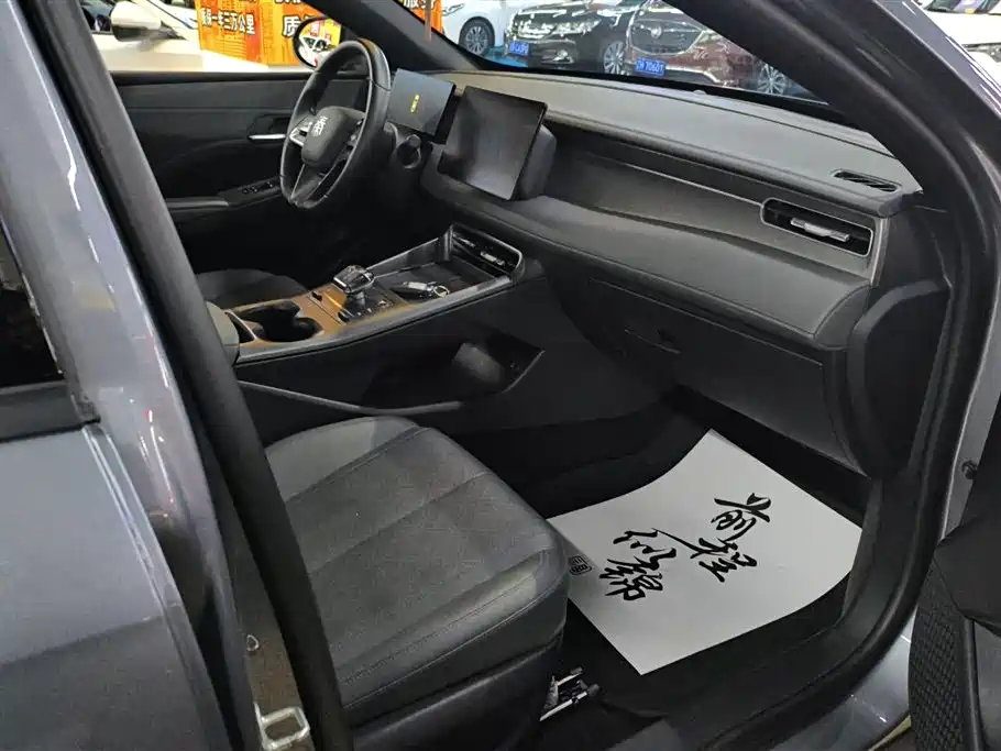 BYD Qin PLUS 2025 — фото 8