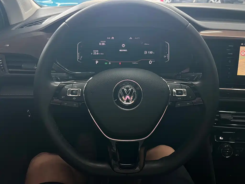 Volkswagen Tharu 2020