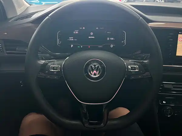 Volkswagen Tharu 2020