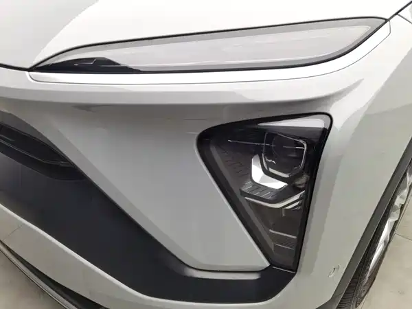 NIO ES6 2021