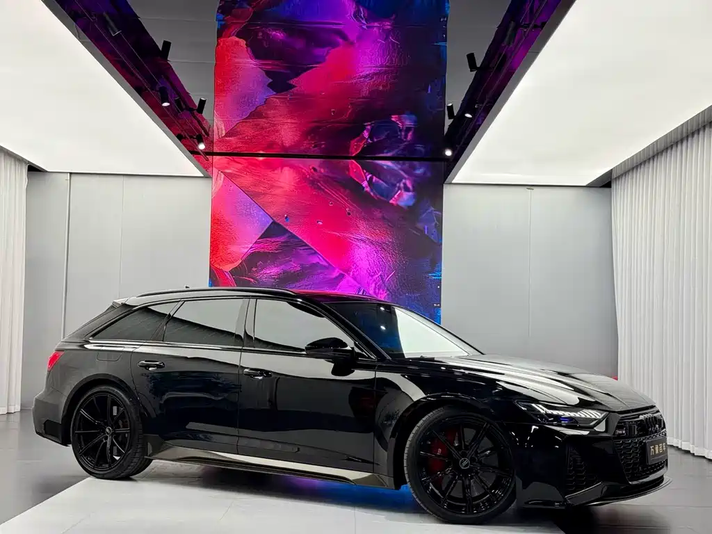Audi RS 6 2025