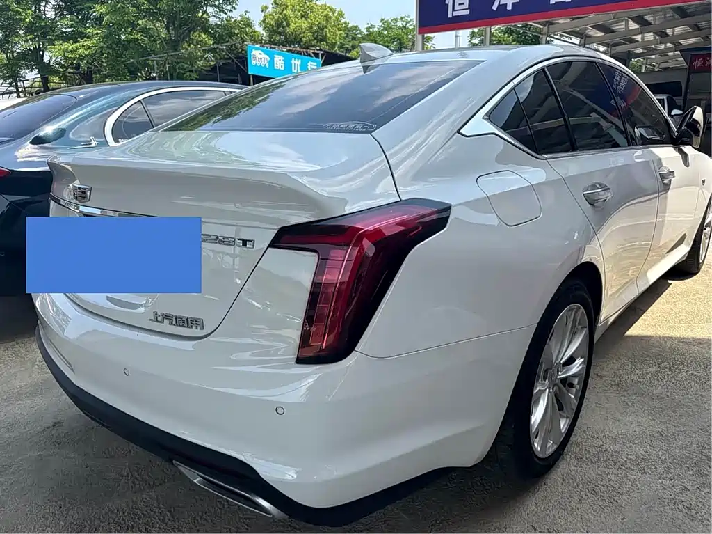 Cadillac CT5 2023 — фото 11