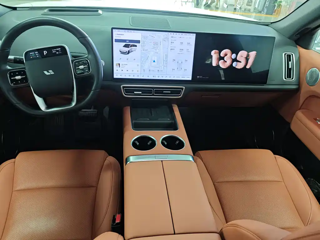 Li Auto Li L6 2025