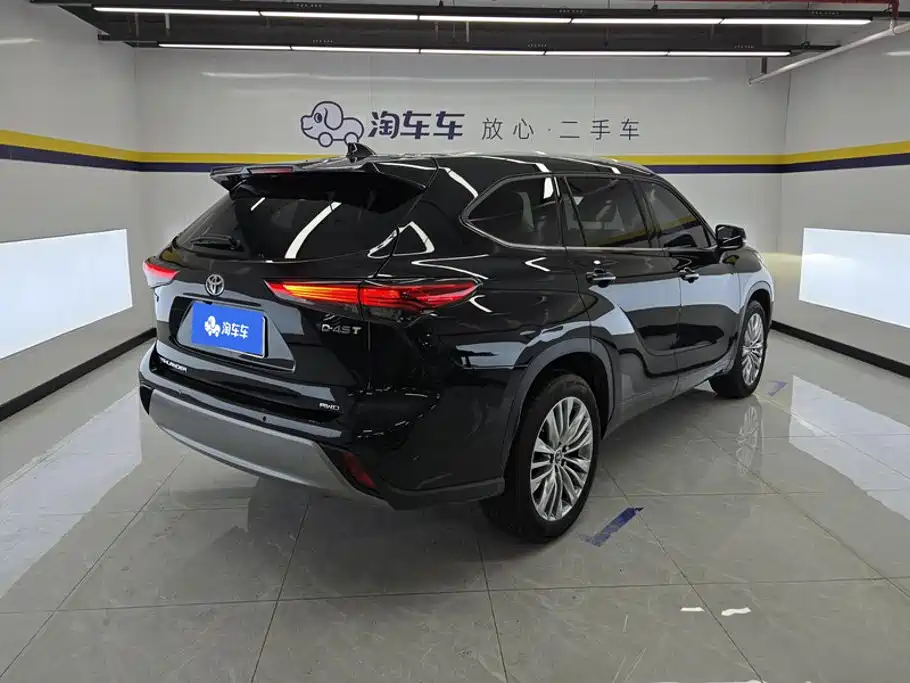 Toyota Highlander 2024