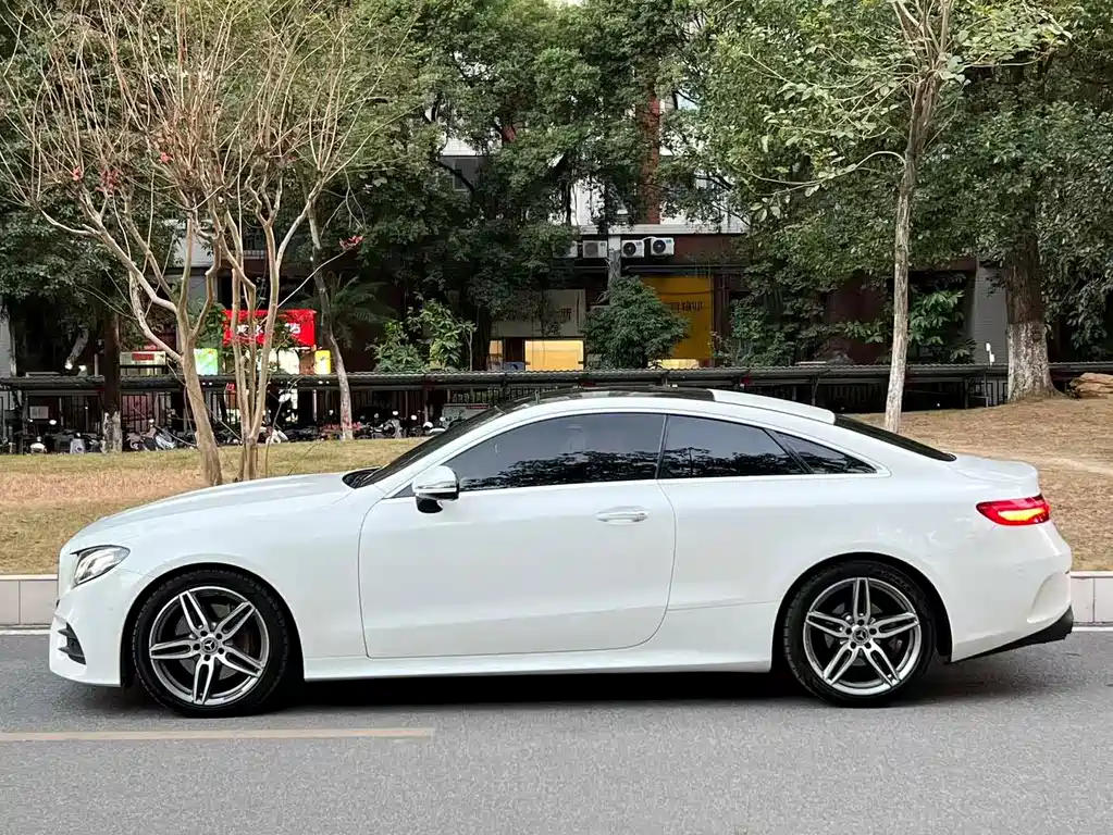 Mercedes-Benz E-Class 2020 — фото 7