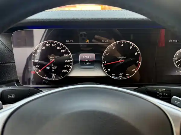 Mercedes-Benz E-Class 2018