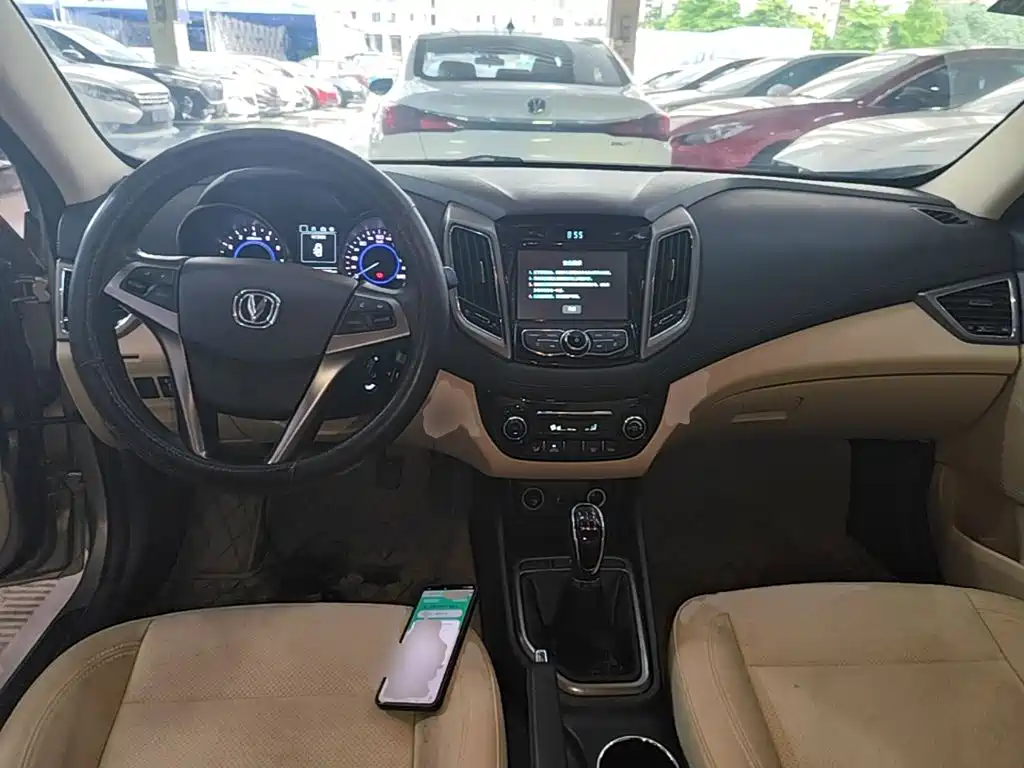 Changan Eado 2017 — фото 10