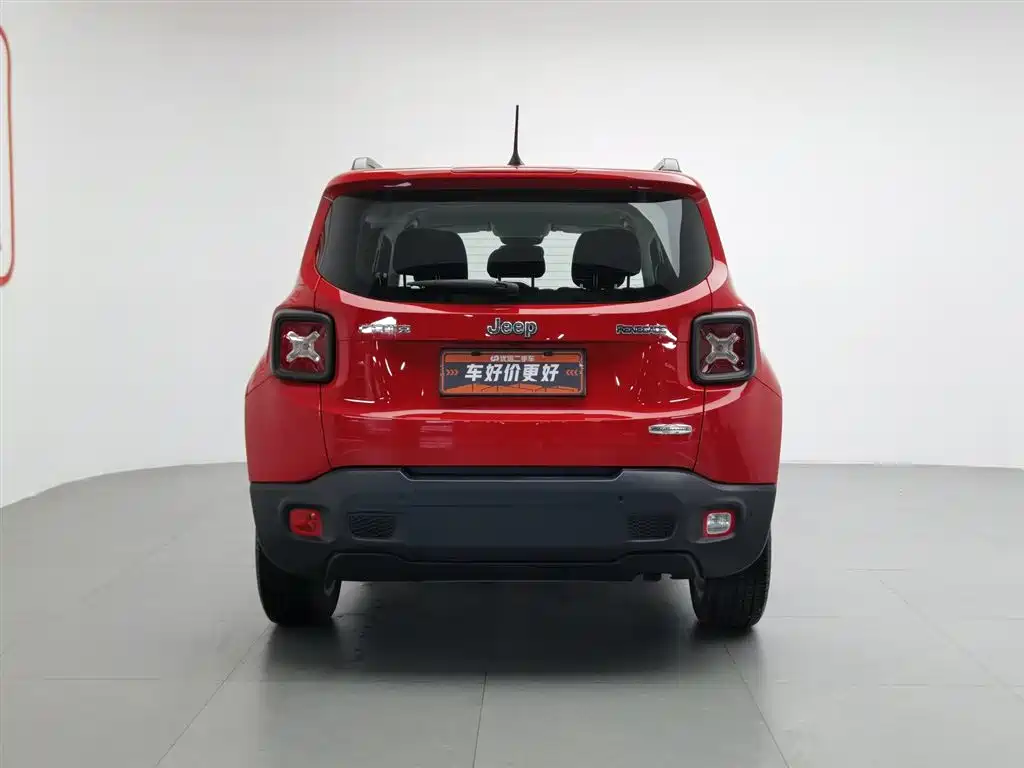 Jeep Renegade 2016 — фото 4