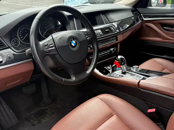 BMW 5 Series 2015