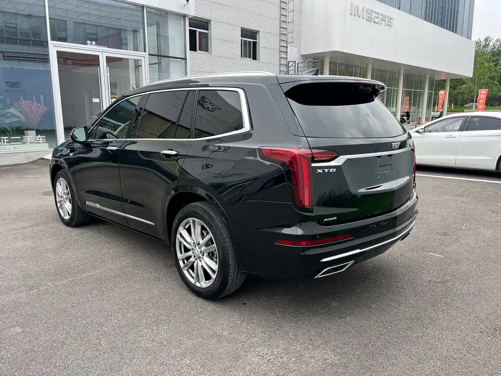 Cadillac XT6 2022 — фото 14