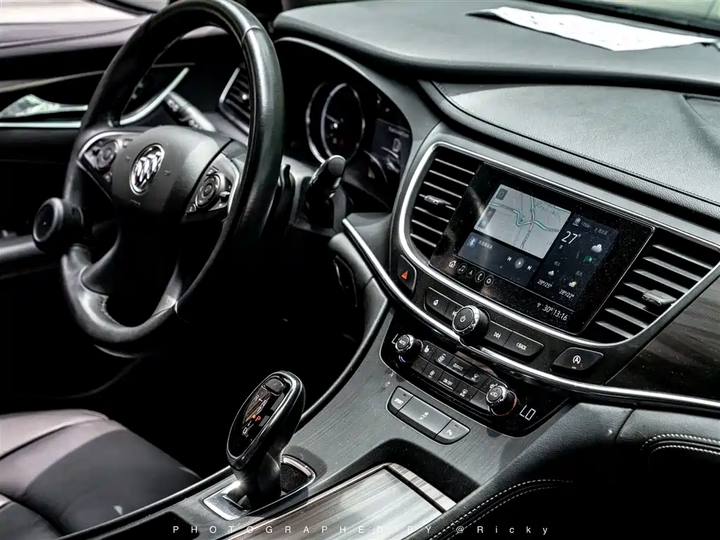 Buick LaCrosse 2023 — фото 8