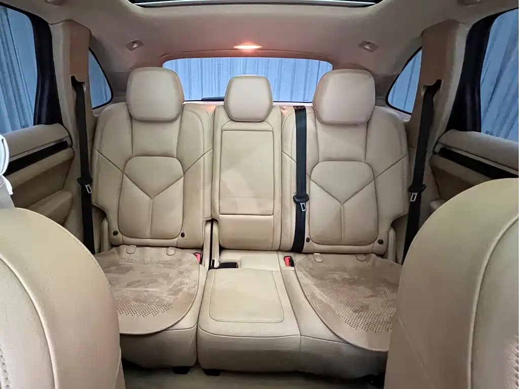 Porsche Cayenne 2015 — фото 9