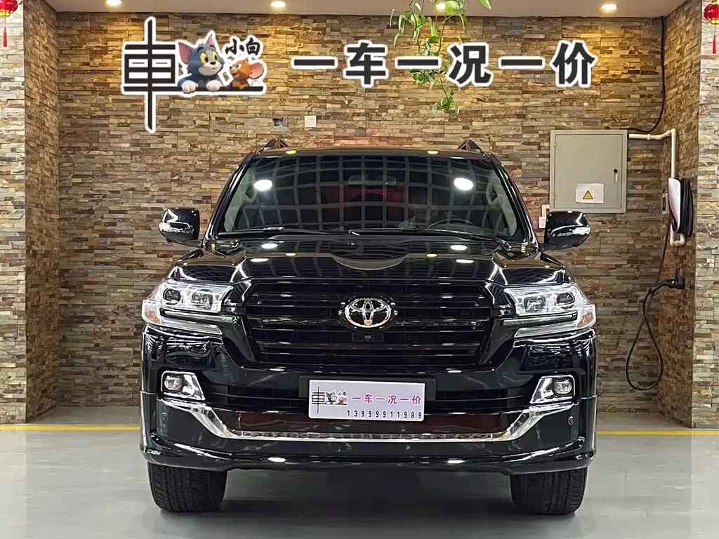 Toyota Land Cruiser 2023 — фото 2