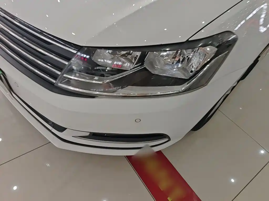 Volkswagen Gran Lavida 2018 — фото 24