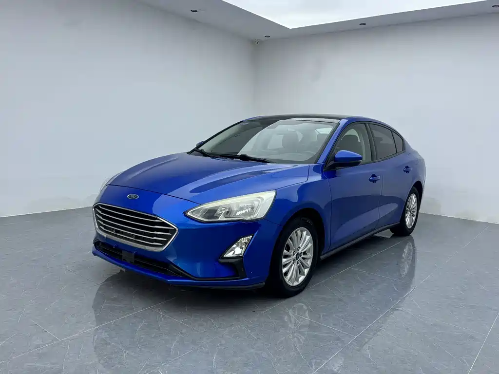 Ford Focus 2018 — фото 1
