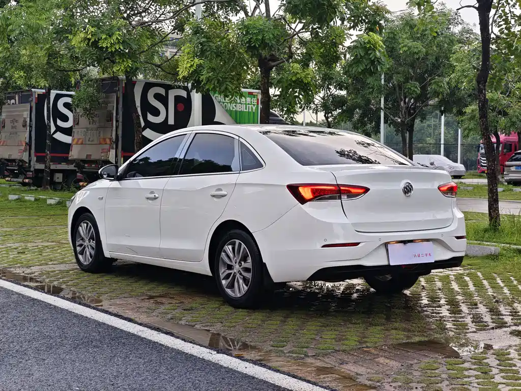 Buick Excelle 2021