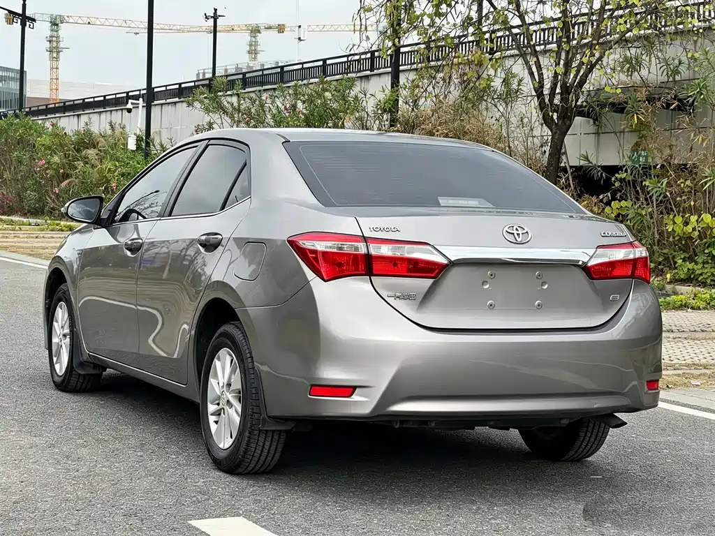 Toyota Corolla 2016 — фото 9