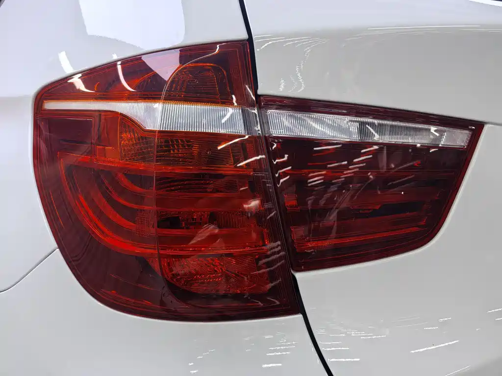 BMW X3 2013 — фото 10