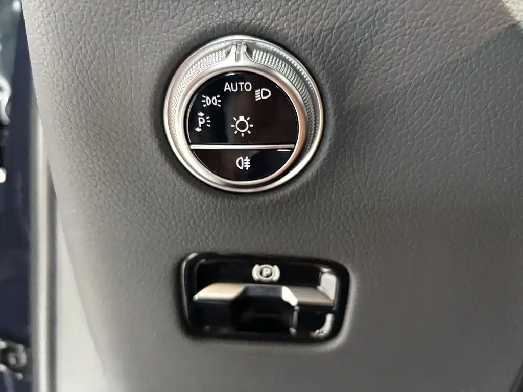 Mercedes-Benz GLC 2023 — фото 14