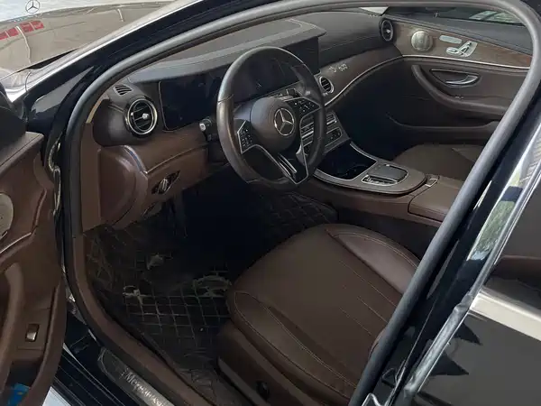 Mercedes-Benz E-Class 2025