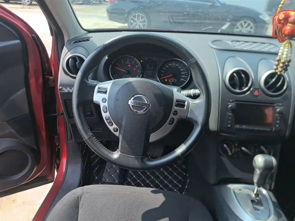 Nissan Qashqai 2015 — фото 11