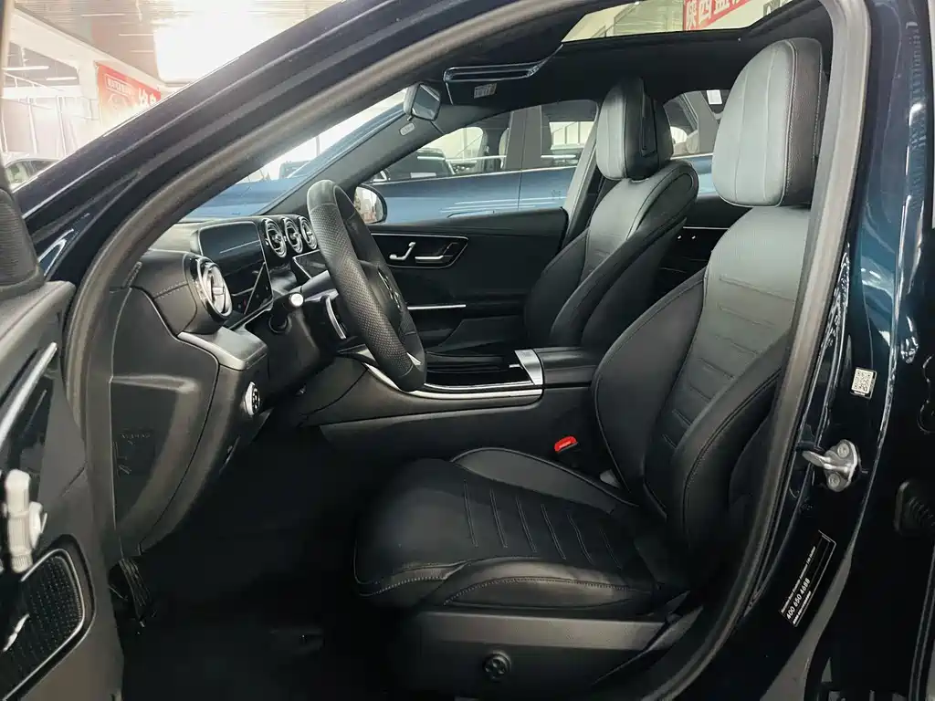 Mercedes-Benz C-Class 2022