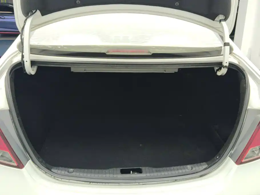 Hyundai Verna 2015