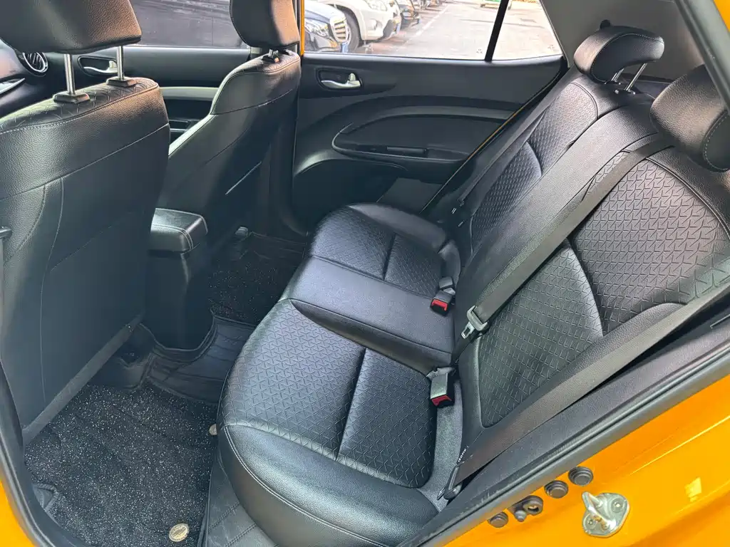 Kia KX1 2019 — фото 11