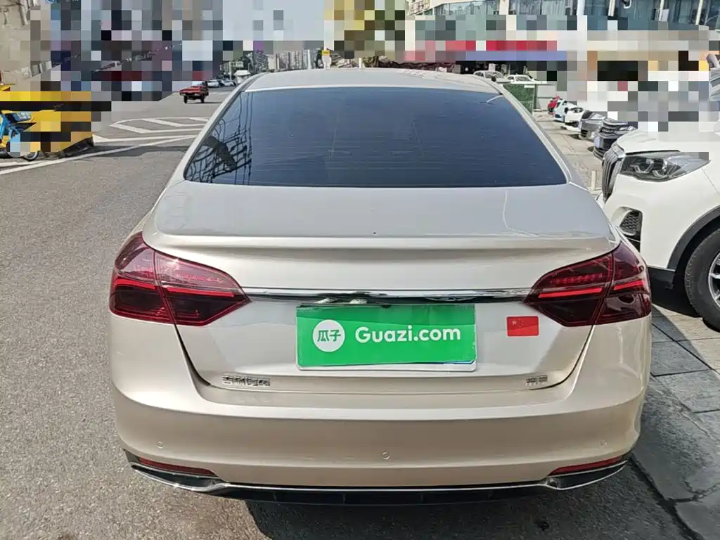 Geely Emgrand 2021