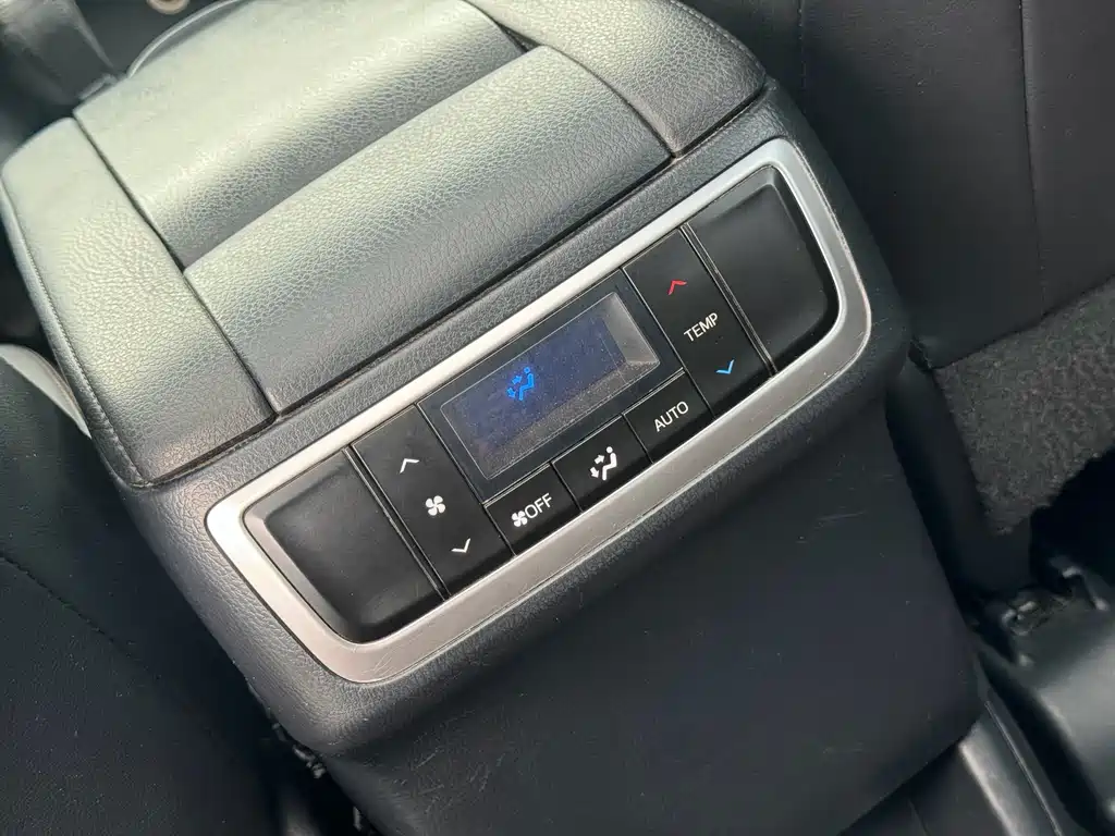 Toyota Highlander 2016 — фото 17