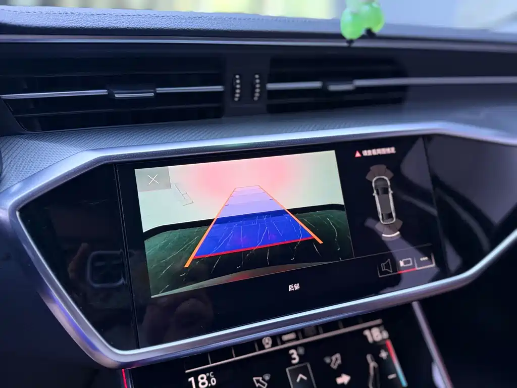 Audi A6L 2022
