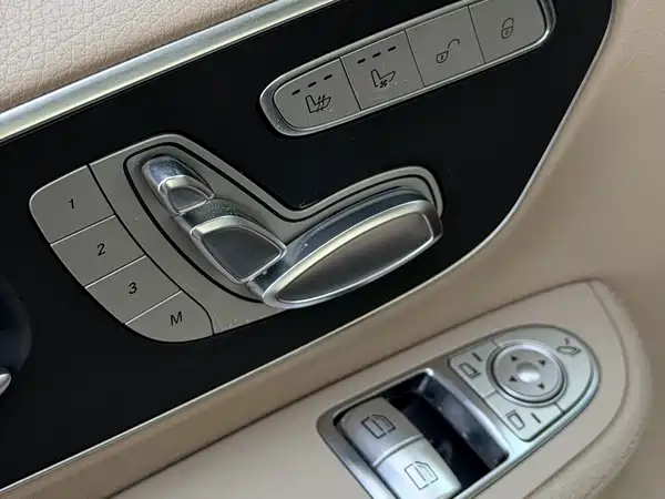 Mercedes-Benz V-Class 2020
