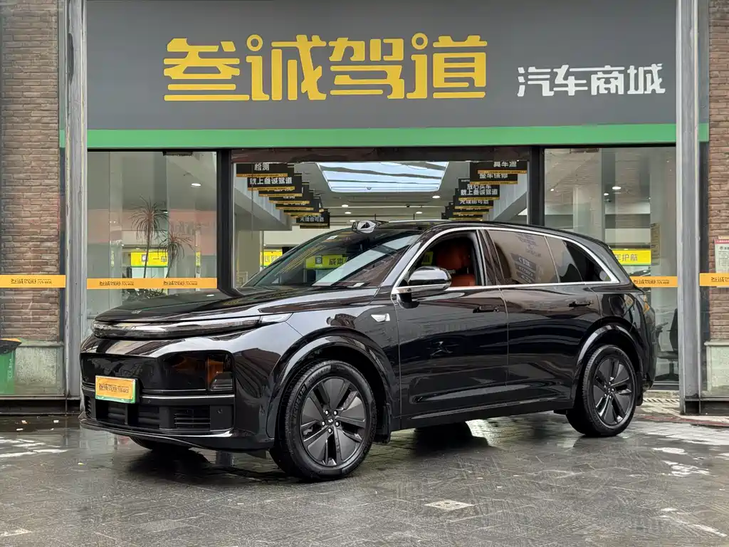 Li Auto Li L7 2024
