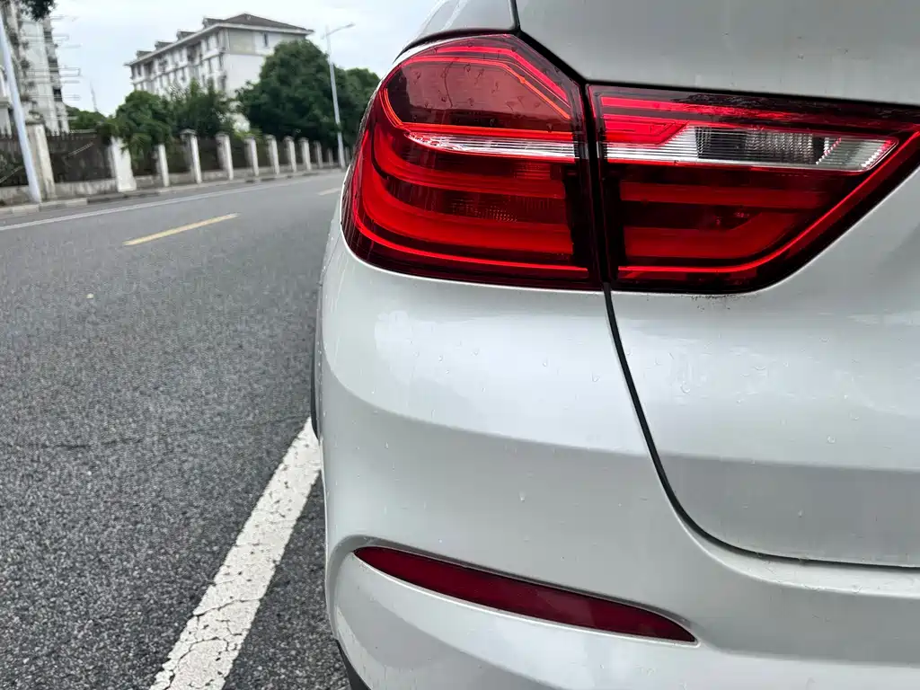 BMW X4 2016 — фото 9
