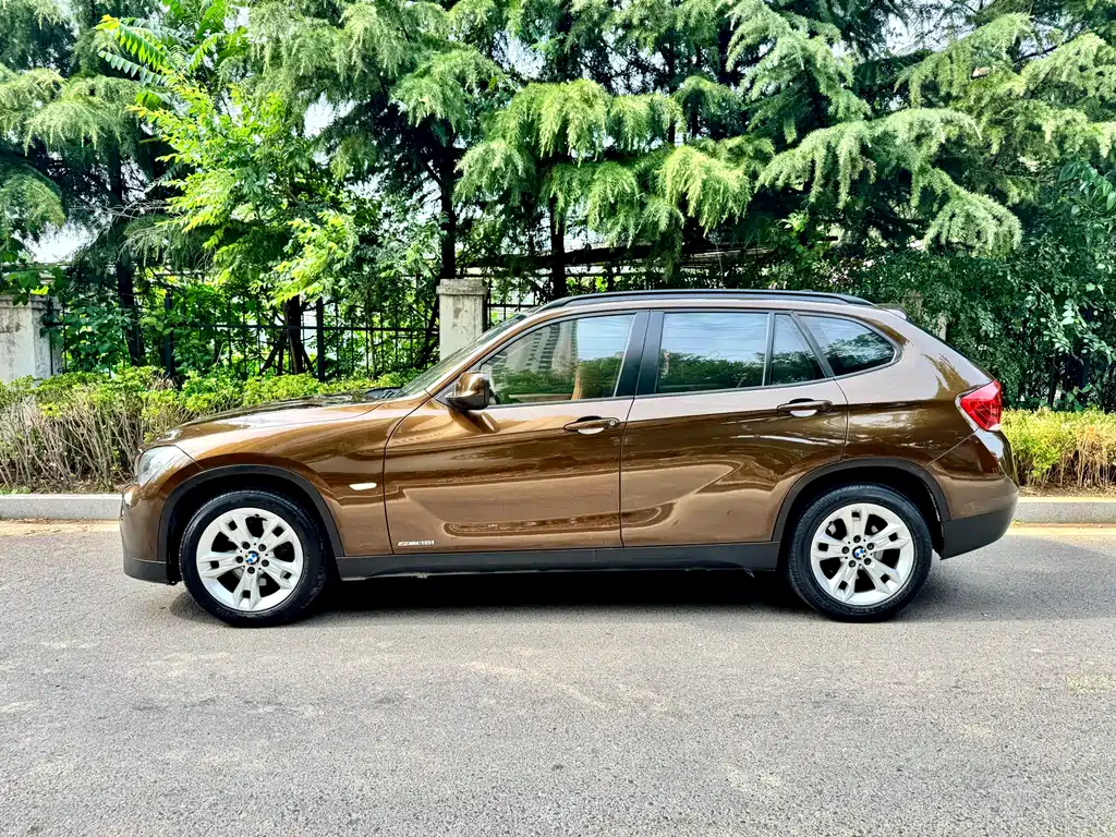 BMW X1 2012 — фото 2