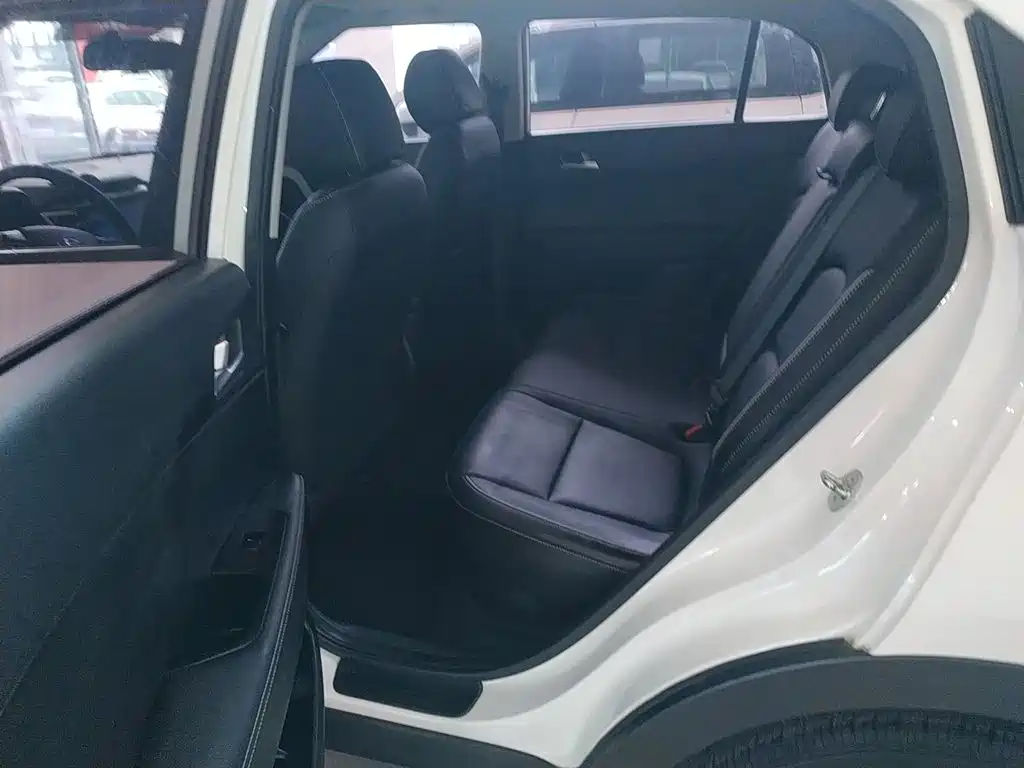 Hyundai ix25 2017 — фото 15