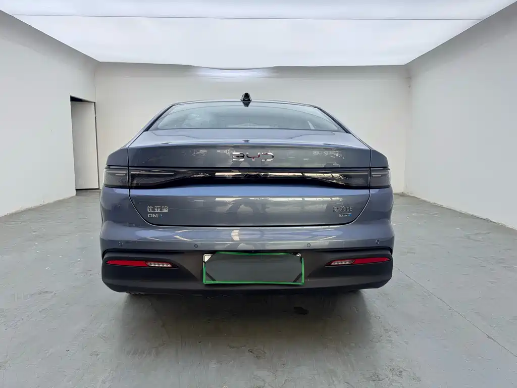 BYD Seal 05 DM-i 2025 — фото 8