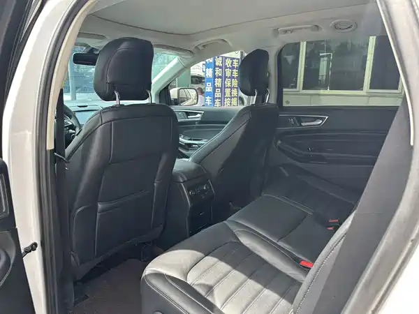 Ford Edge 2016